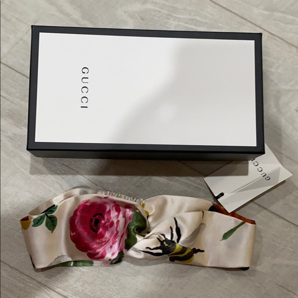 Gucci headband